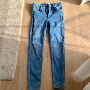 Zara jeans